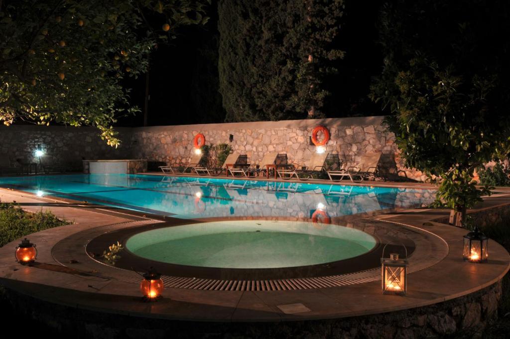 Villa Martha Spetses Town Extérieur photo
